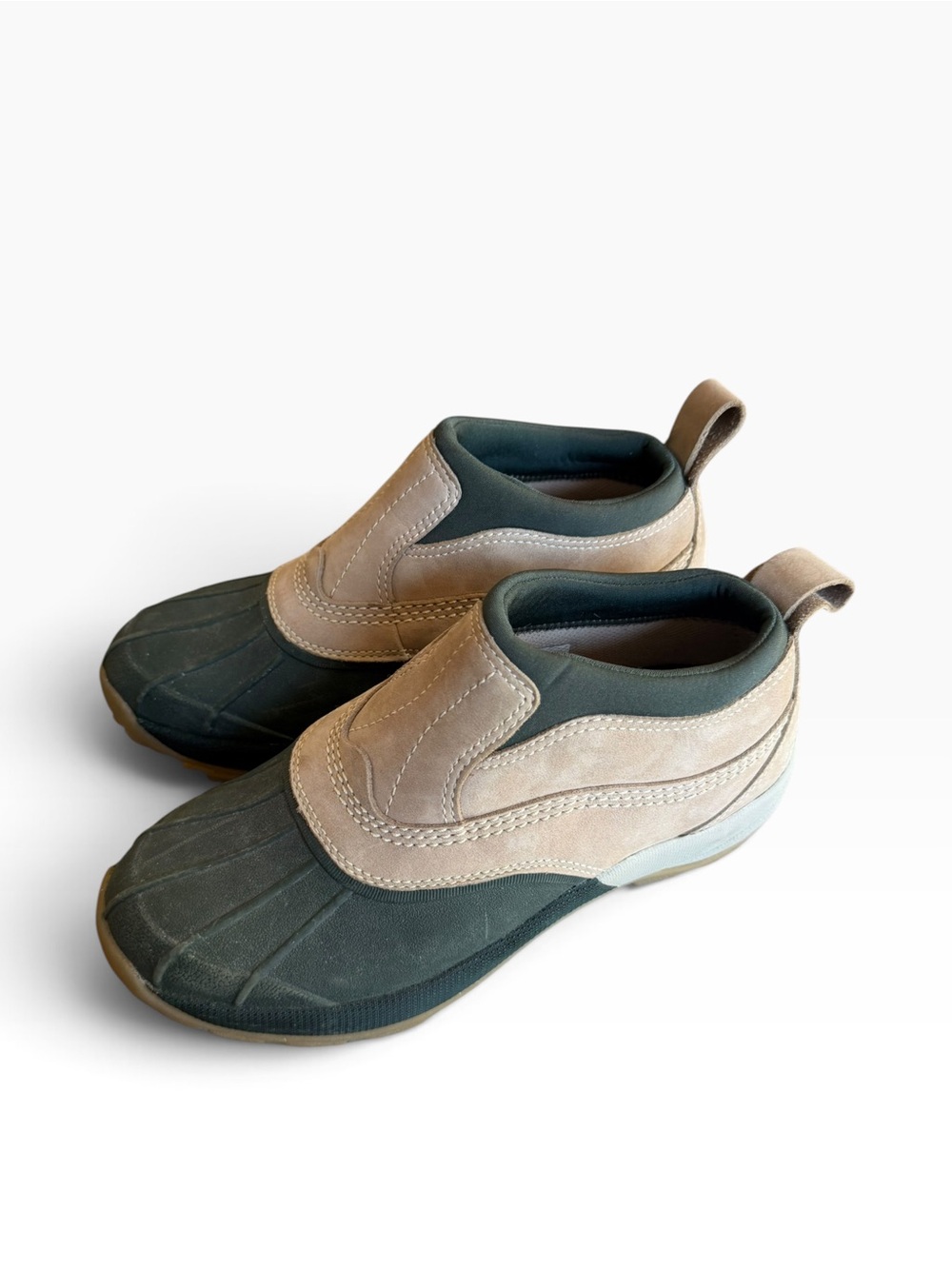 L.L. Bean Women’s Storm Chaser Green/Tan Waterproof Slip-on Ankle Duck Boots 7.5 - Picture 2 of 10